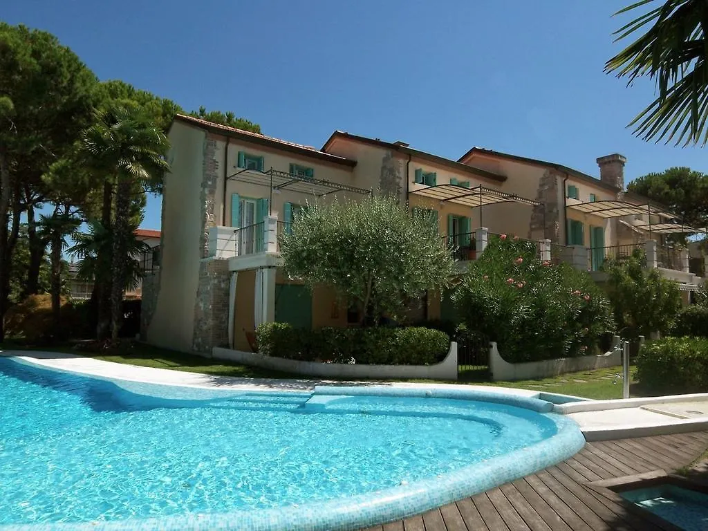 Liro Apartments location