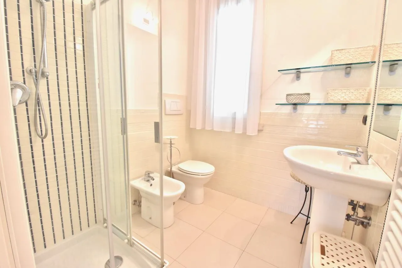 Liro Apartments Lido di Jesolo 0*,  Italy